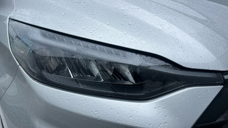 Ford Transit Custom 300 L1 Diesel Fwd 2.0 EcoBlue 136ps H1 Van Limited Auto